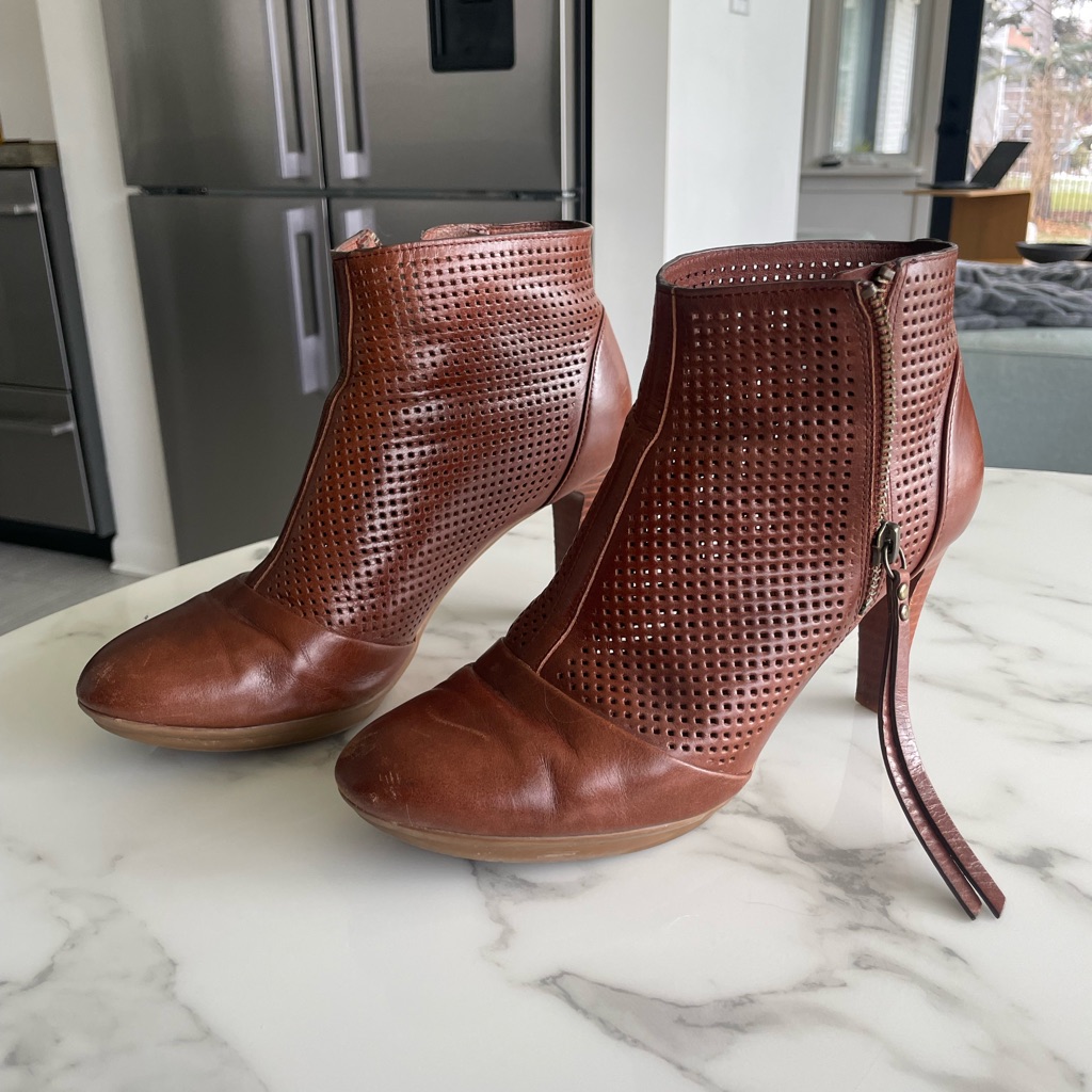 Johnston And Murphy Booties